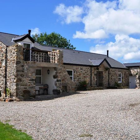Вилла The Barn At Cae Bach Gwalchmai Экстерьер фото