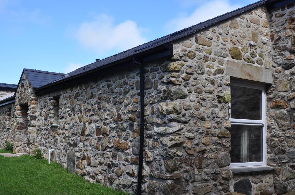Вилла The Barn At Cae Bach Gwalchmai Экстерьер фото