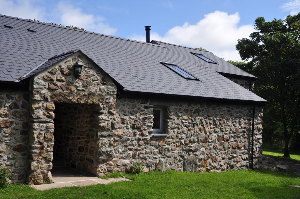 Вилла The Barn At Cae Bach Gwalchmai Экстерьер фото
