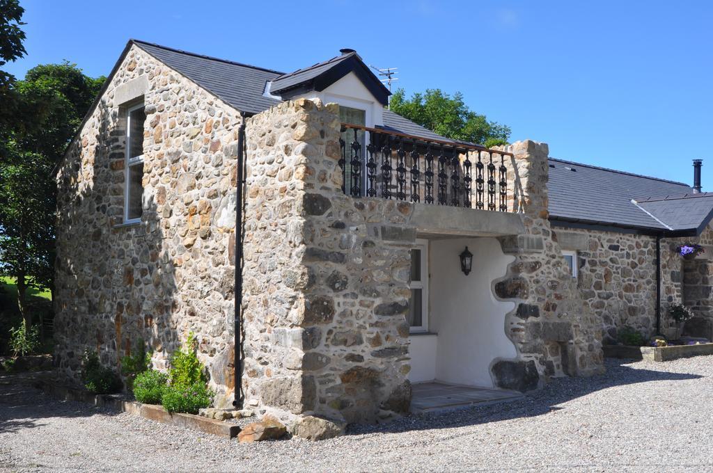 Вилла The Barn At Cae Bach Gwalchmai Экстерьер фото