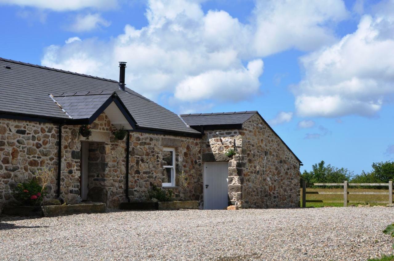 Вилла The Barn At Cae Bach Gwalchmai Экстерьер фото